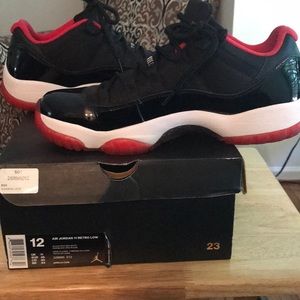 9/10 Air Jordan 11 retro 11 Bred Low
